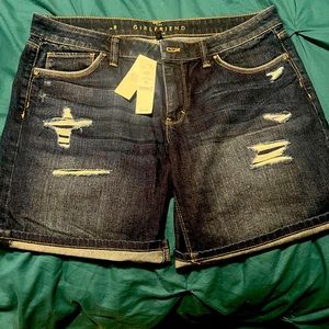 NWT White House Black Market Girlfriend denim shorts distressed style sz 8